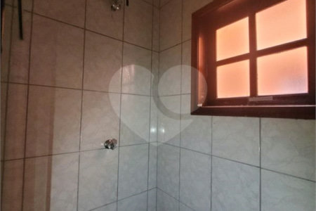 Casa à venda com 3 quartos, sendo 1 suíte, em Vila Vitório Mazzei, São Paulo, SP
