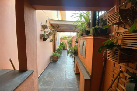 Casa Ampla à Venda no Jardim Bonfiglioli com Área Gourmet e 4 Quartos!