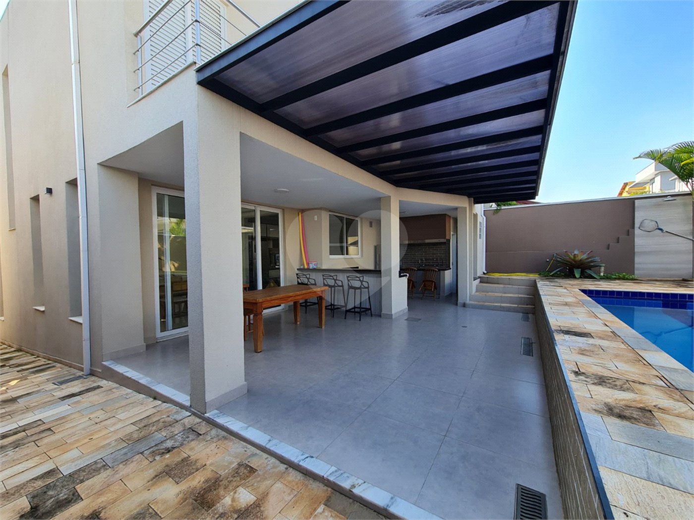 Casa à venda com 3 suítes no condomínio Geneve, Campinas - SP