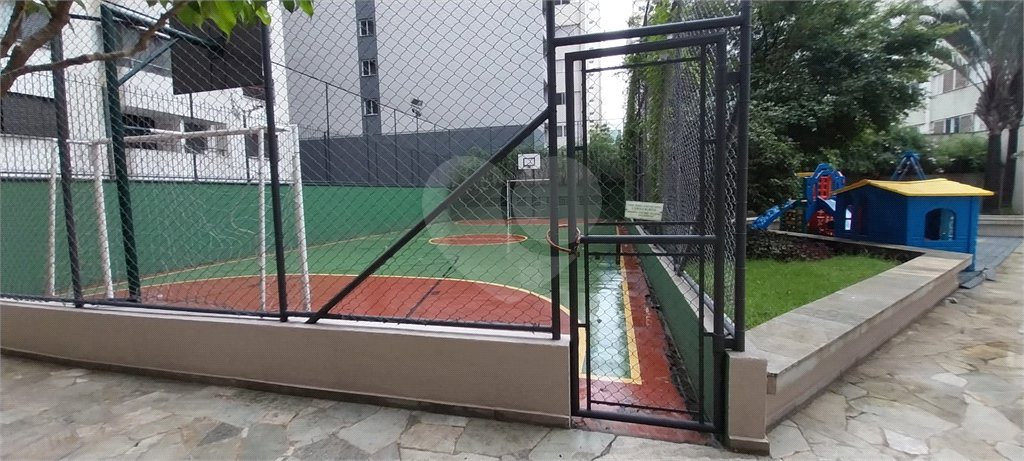 Apartamento à venda com 3 quartos, sendo 1 suíte, em Bela Vista, São Paulo, SP
