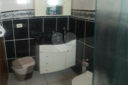 Linda casa com 3 suítes a venda na Vila Pasti em Louveira