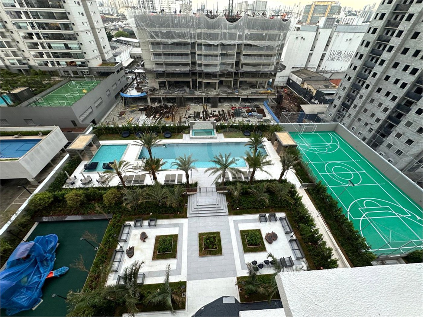 Apartamento à venda com 3 suítes em Brás, São Paulo, SP