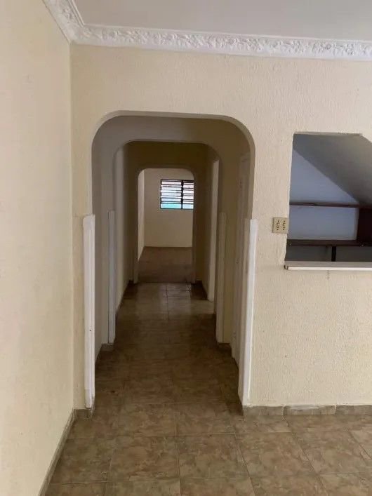 Casa/ Sobrado Amplo no Boqueirão/ Santos/SP