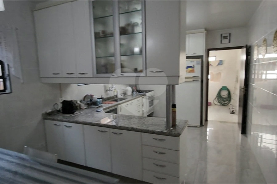 Casa à venda com 4 quartos, sendo 1 suíte, em Parada Inglesa, São Paulo, SP