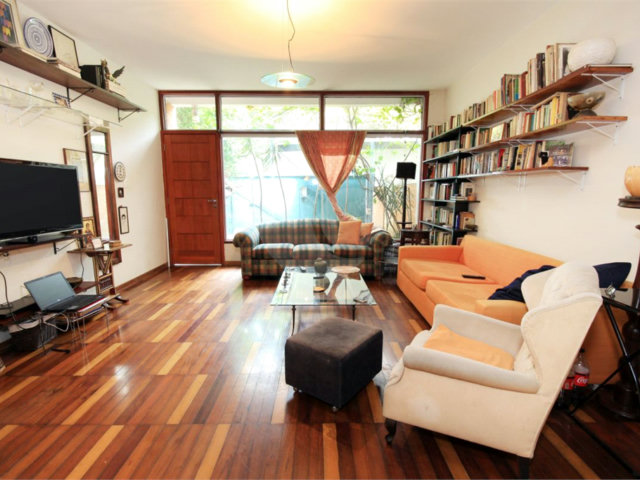 Sobrado à venda com 3 quartos, sendo 1 suíte,  em Alto da Boa Vista, São Paulo, SP