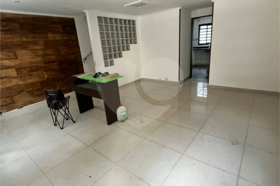 Casa à venda com 3 quartos, sendo 1 suíte, em Conjunto Residencial Vista Verde, São Paulo, SP