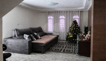 Casa à venda com 3 quartos, sendo 1 suíte,  em Centreville, Santo André, SP