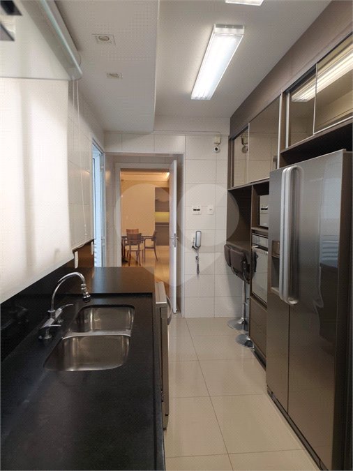 Apartamento à venda com 3 suítes em Água Branca, São Paulo, SP