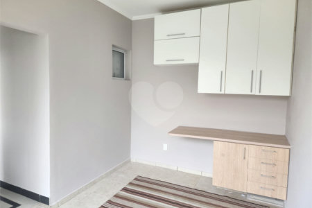 Casa à venda com 3 quartos, sendo 1 suíte, no condomínio Terras de São Francisco, Vinhedo - SP