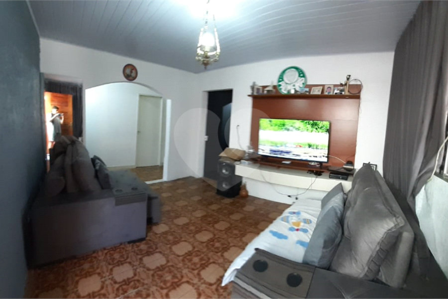 Casa Térrea à venda com 4 quartos em Campo Limpo, São Paulo, SP