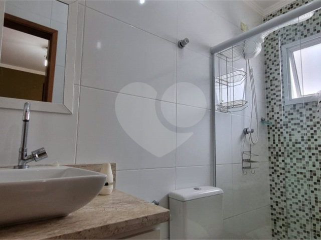Casa à venda com 3 quartos, sendo 1 suíte,  no condomínio Residencial Açaí, São Paulo - SP
