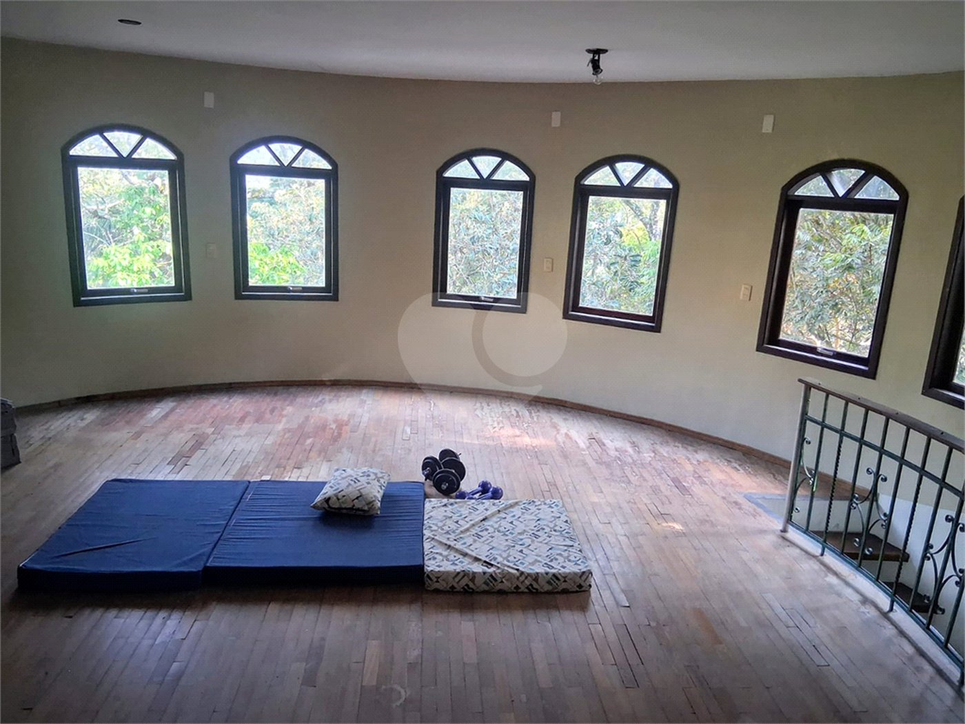 Casa à venda com 3 suítes no condomínio Alpes da Cantareira, Mairiporã - SP