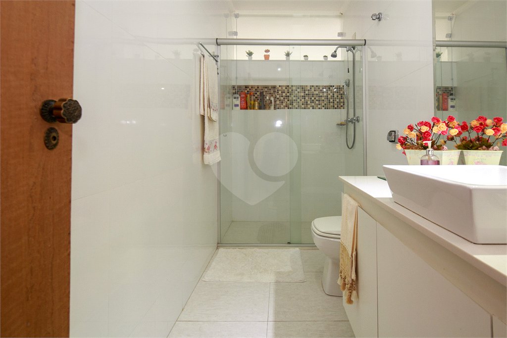 Apartamento à venda com 4 quartos, sendo 1 suíte, em Chácara Santo Antônio (zona Sul), São Paulo, SP