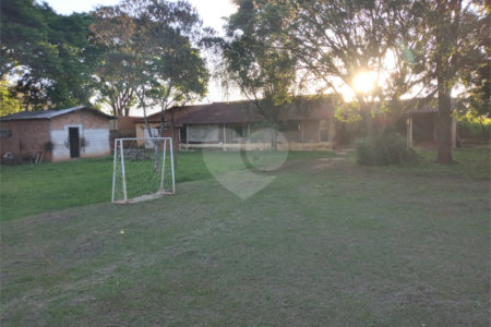 Chácara à venda com 5 quartos, sendo 1 suíte, em Tibaia de São Fernando, São Carlos, SP