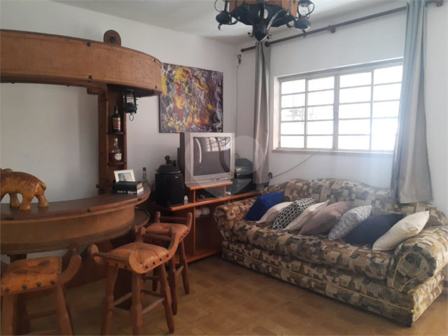 Sobrado à venda com 3 quartos em Butantã, São Paulo, SP
