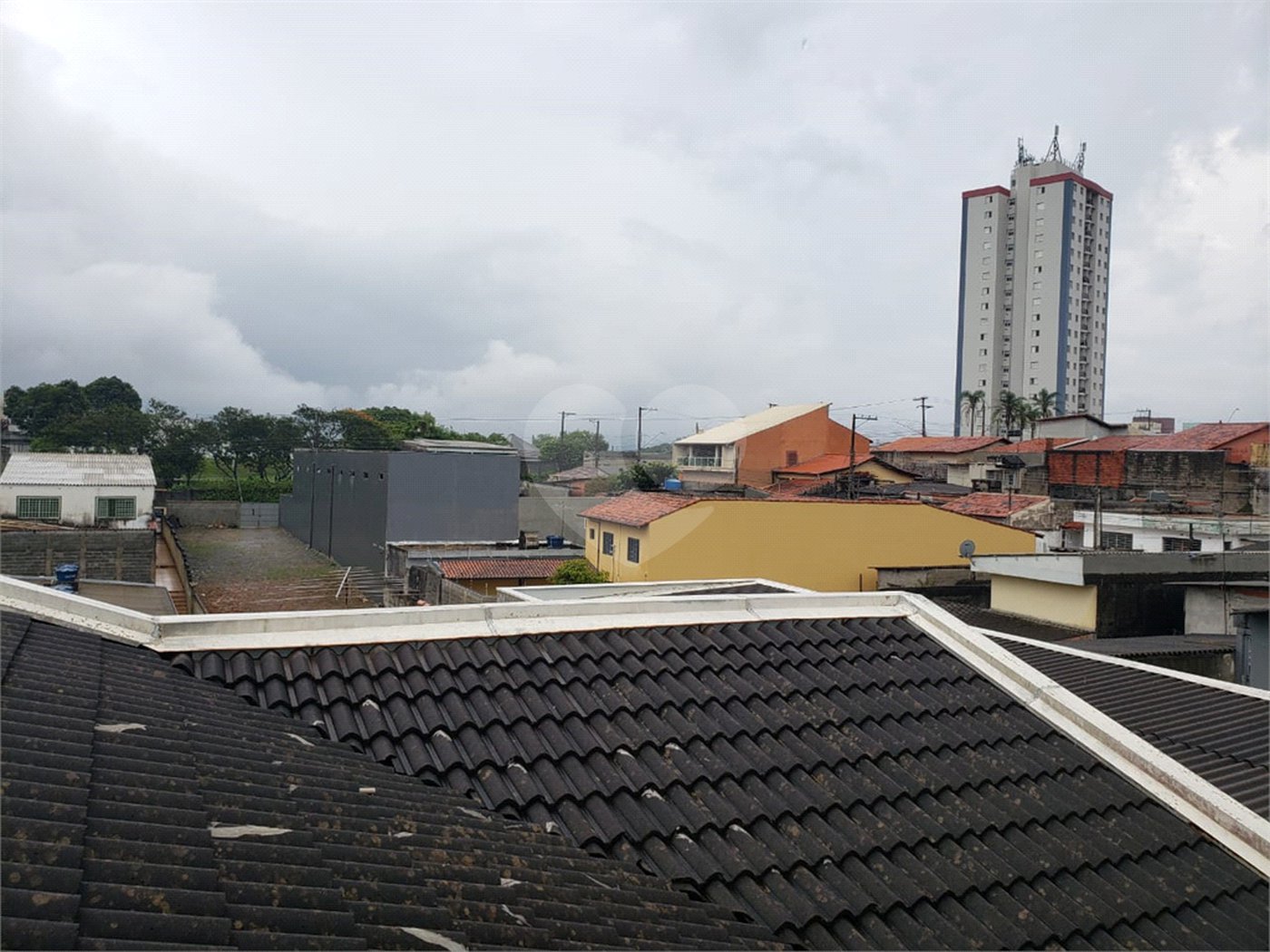 Casa à venda com 6 quartos, sendo 3 suítes, em Alto Ipiranga, Mogi das Cruzes, SP