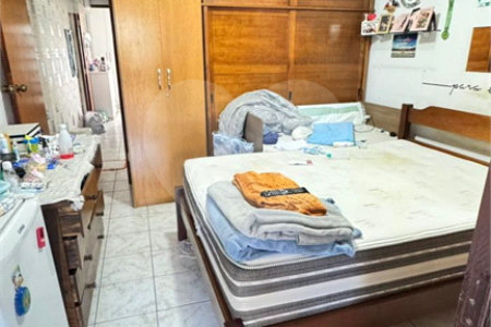 Sobrado à venda com 4 quartos em Interlagos, São Paulo, SP