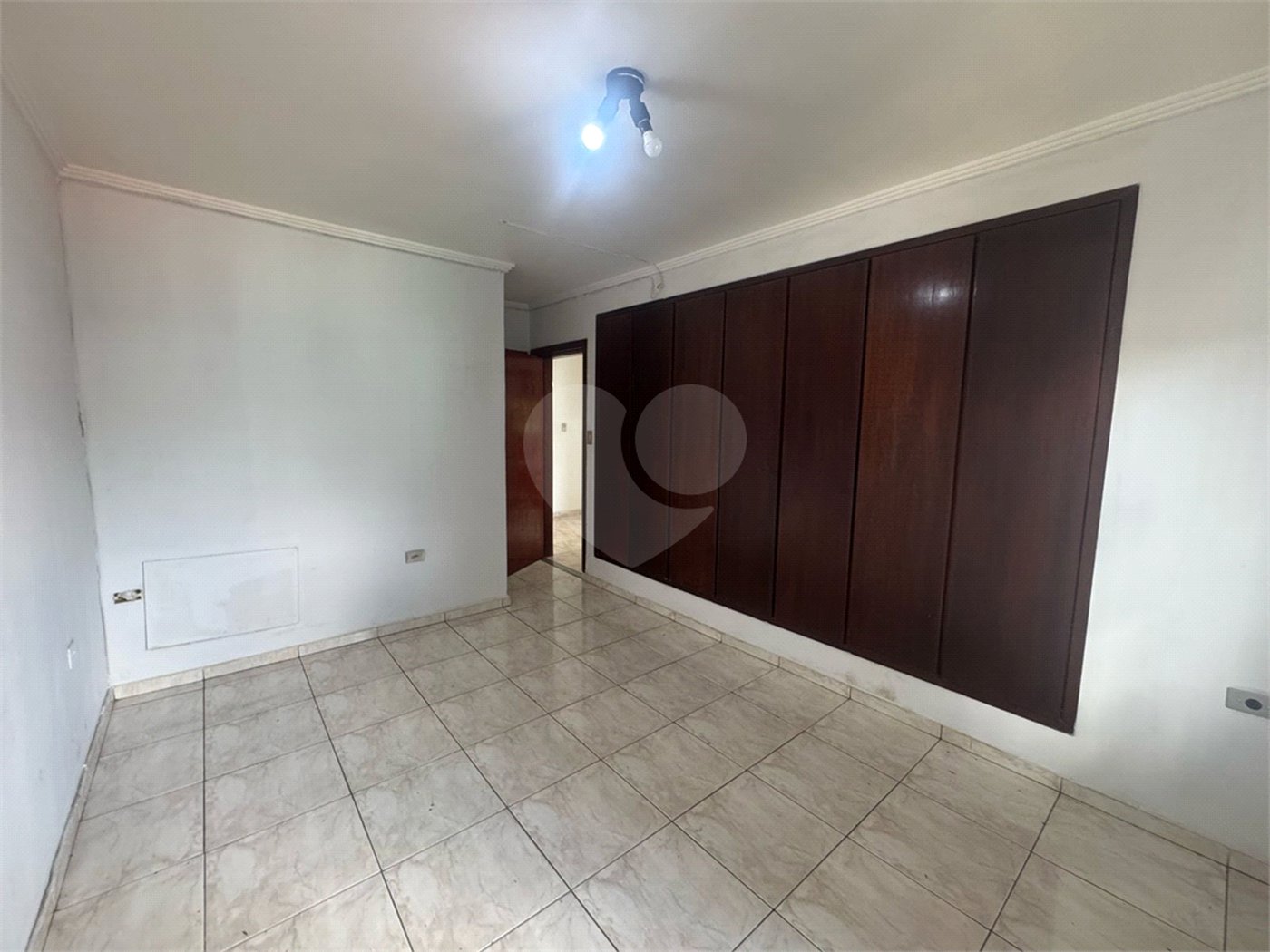 Casa à venda com 4 quartos, sendo 2 suítes, em Jardim Bela Vista, Guarulhos, SP