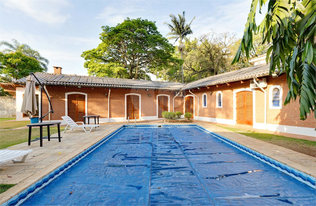 Casa Térrea à venda com 5 quartos, sendo 2 suítes, em Alto da Boa Vista, São Paulo, SP