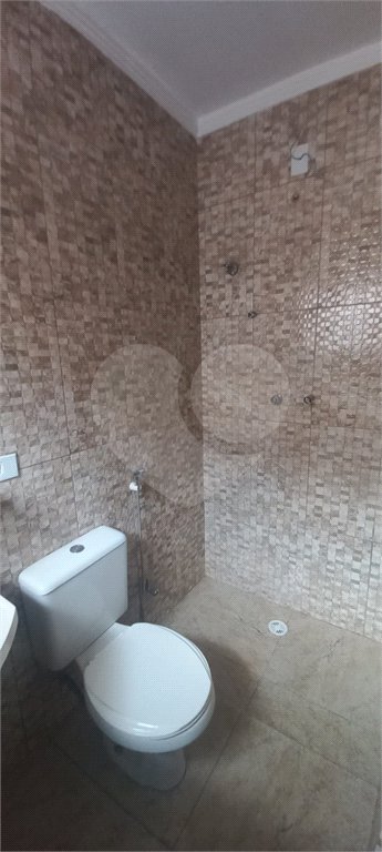 Casa Térrea à venda com 4 quartos, sendo 3 suítes, em Vila Galvão, Guarulhos, SP
