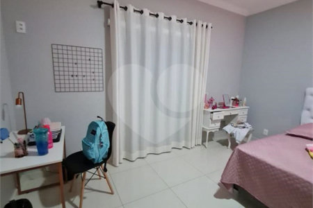 Casa à venda com 4 quartos, sendo 3 suítes,  em Jardim Vera Regina, Campo Limpo Paulista, SP