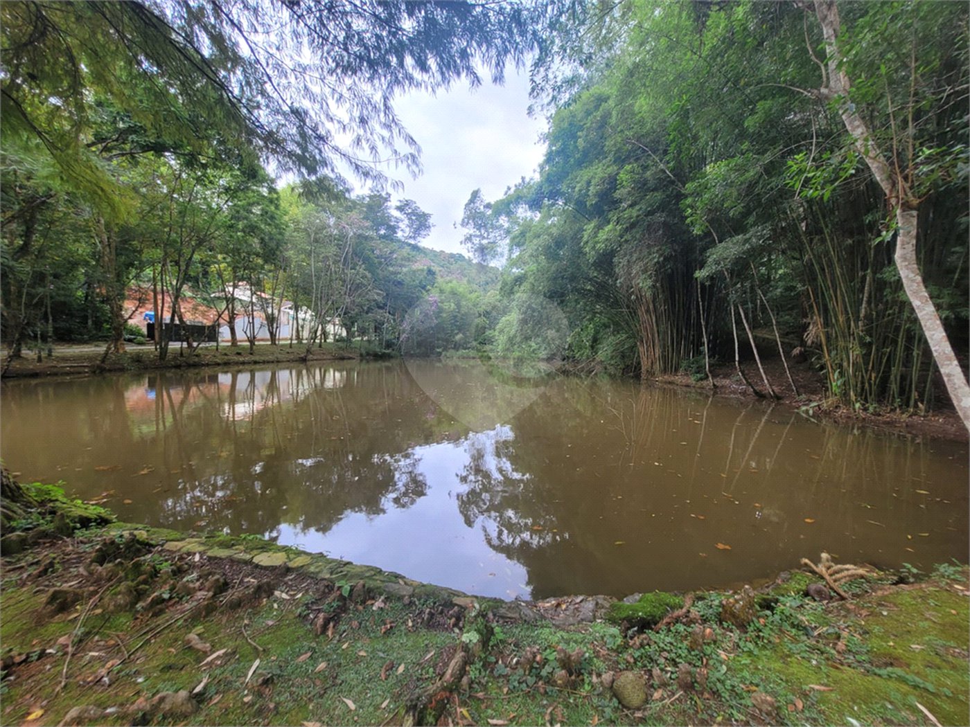 Terreno à venda no condomínio Parque Petrópolis 4 Secção, Mairiporã - SP