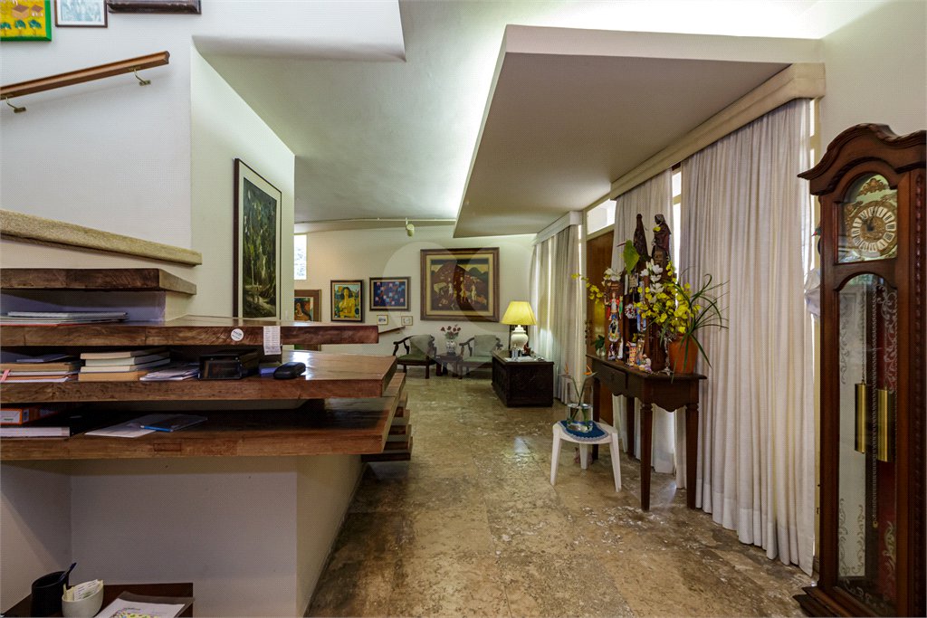 Casa de Vila para alugar com 4 quartos, sendo 1 suíte, em Granja Julieta, São Paulo, SP