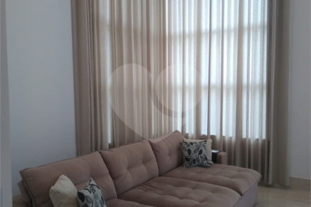 Casa à venda com 4 quartos, sendo 2 suítes,  no condomínio Damha Iii, São Carlos - SP