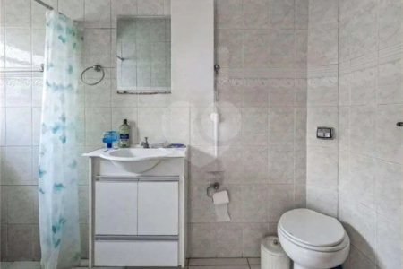 Casa à venda com 3 quartos em Jardim Marisa, São Paulo, SP