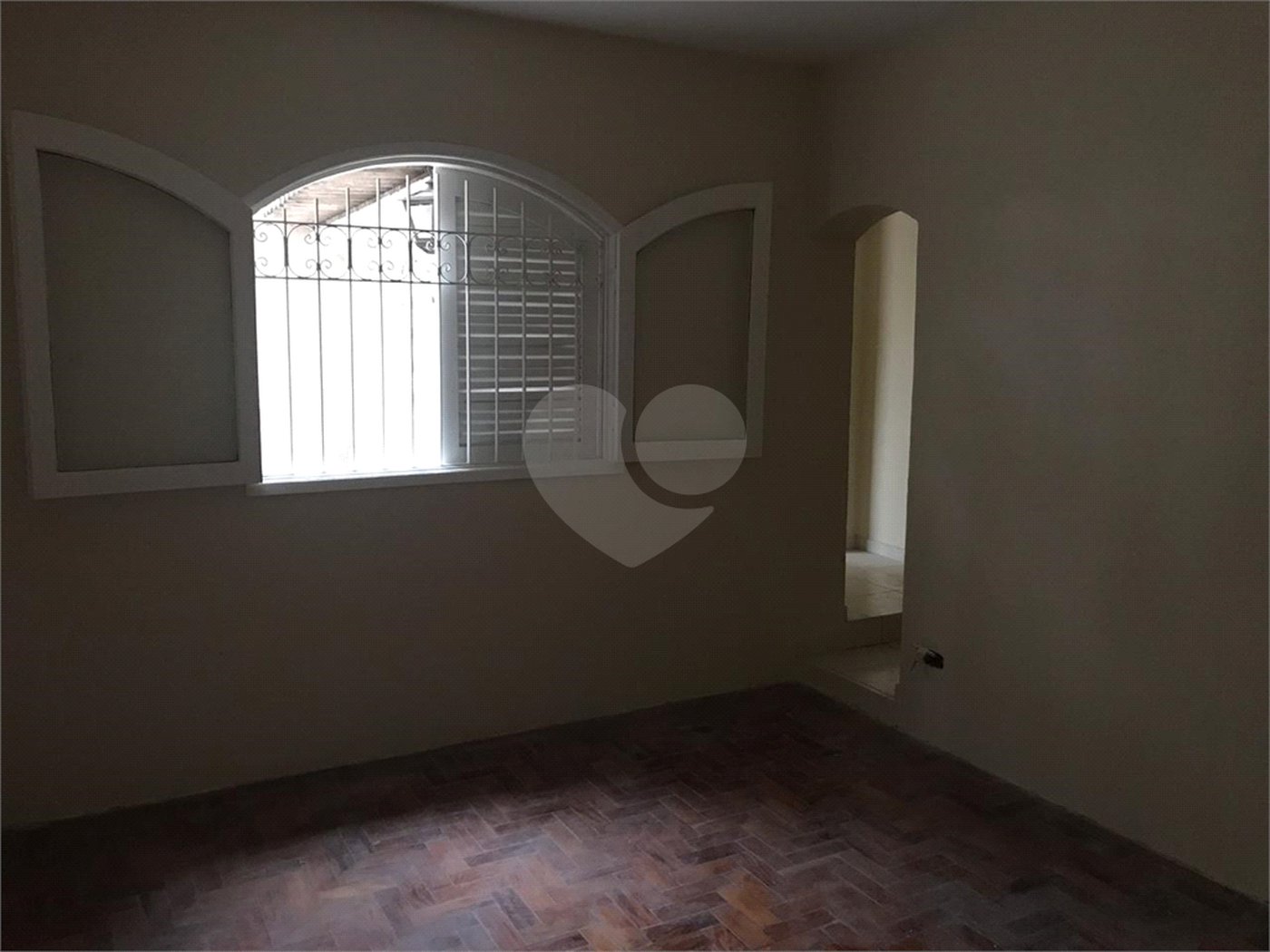 Sobrado à venda com 4 quartos, sendo 1 suíte, em Jardim Floresta, São Paulo, SP