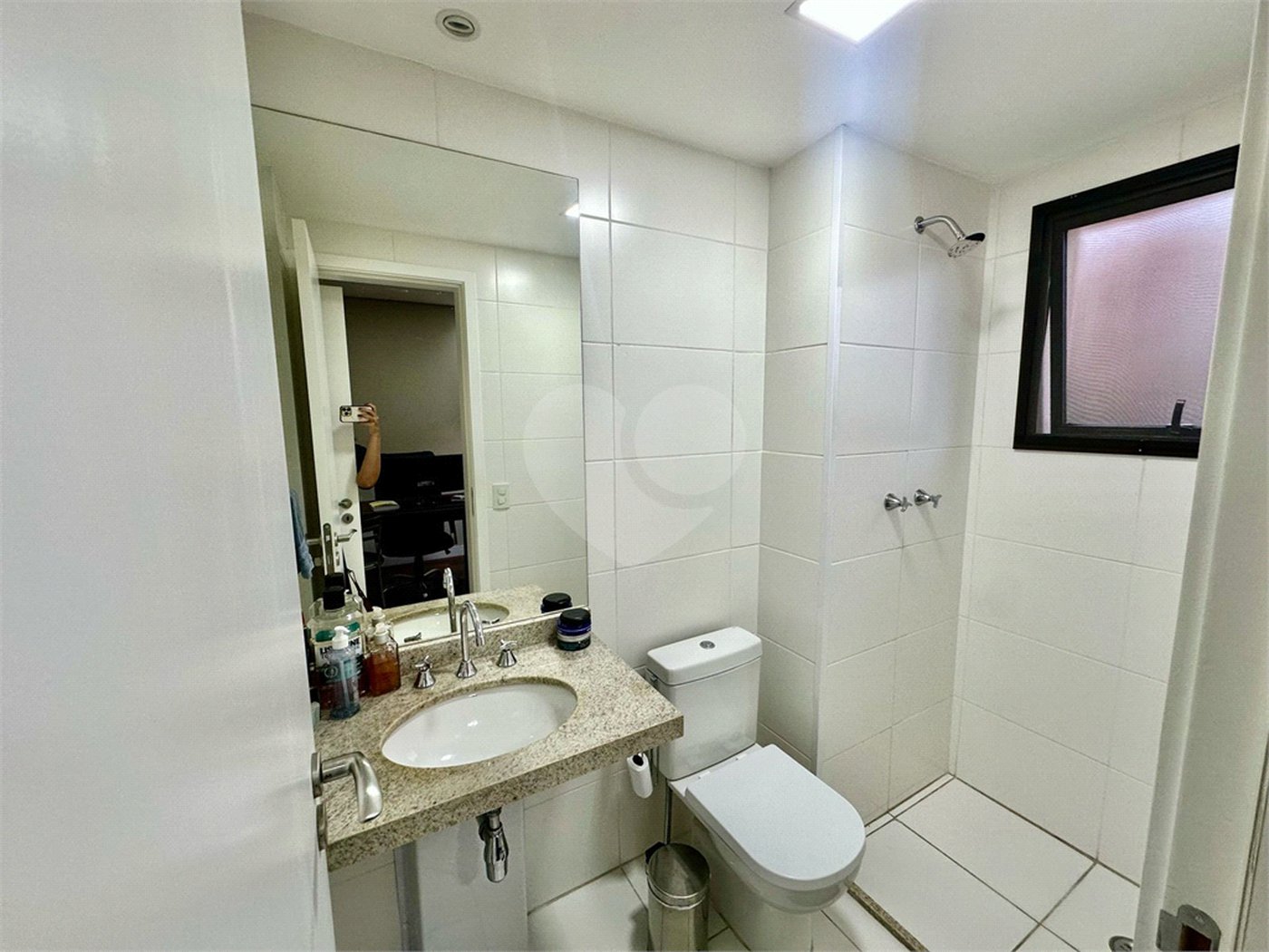 Apartamento à venda com 3 suítes em Vila Monumento, São Paulo, SP