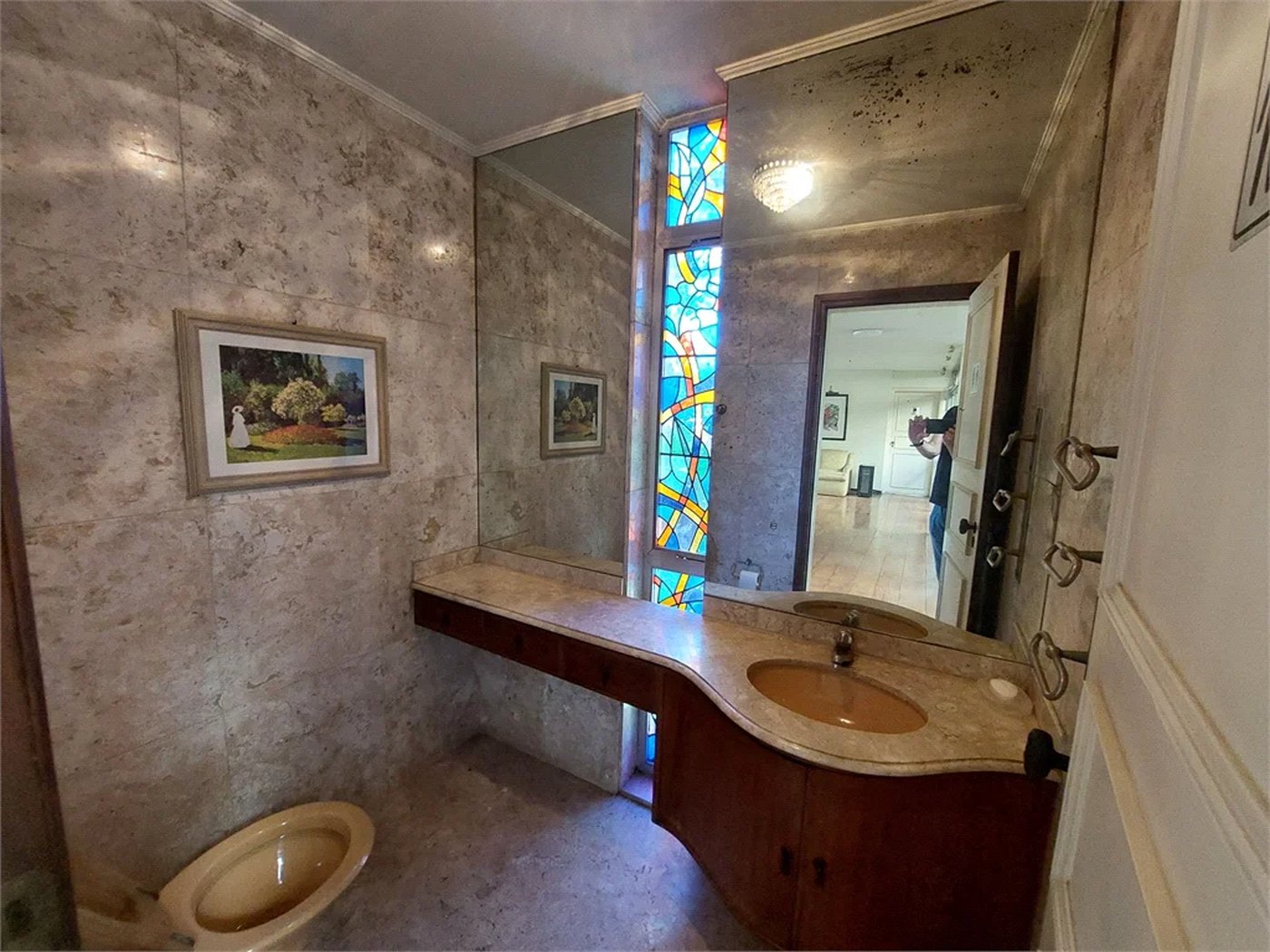 Casa à venda com 3 suítes em Jardim Leonor, São Paulo, SP