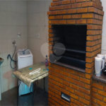 Casa com dois pavimentos na Barra Funda: