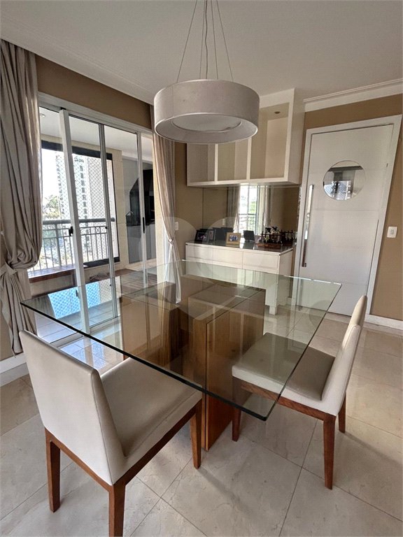 Apartamento à venda com 3 suítes em Indianópolis, São Paulo, SP