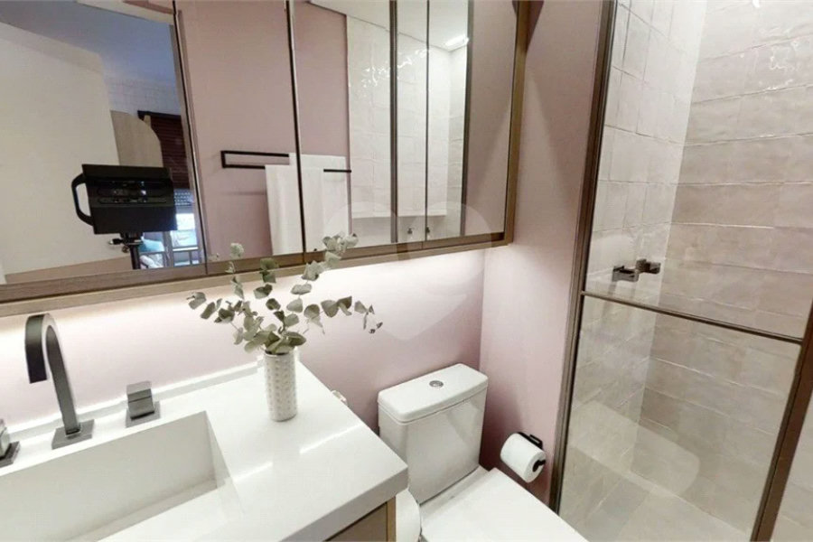 Apartamento novo com 02 Dormitórios e uma Suíte.