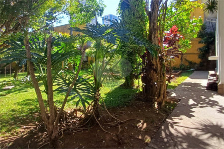 Casa Térrea à venda com 4 quartos, sendo 1 suíte,  em Brooklin Velho, São Paulo, SP