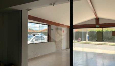 Salão Comercial para alugar em Vila Thais, Atibaia, SP