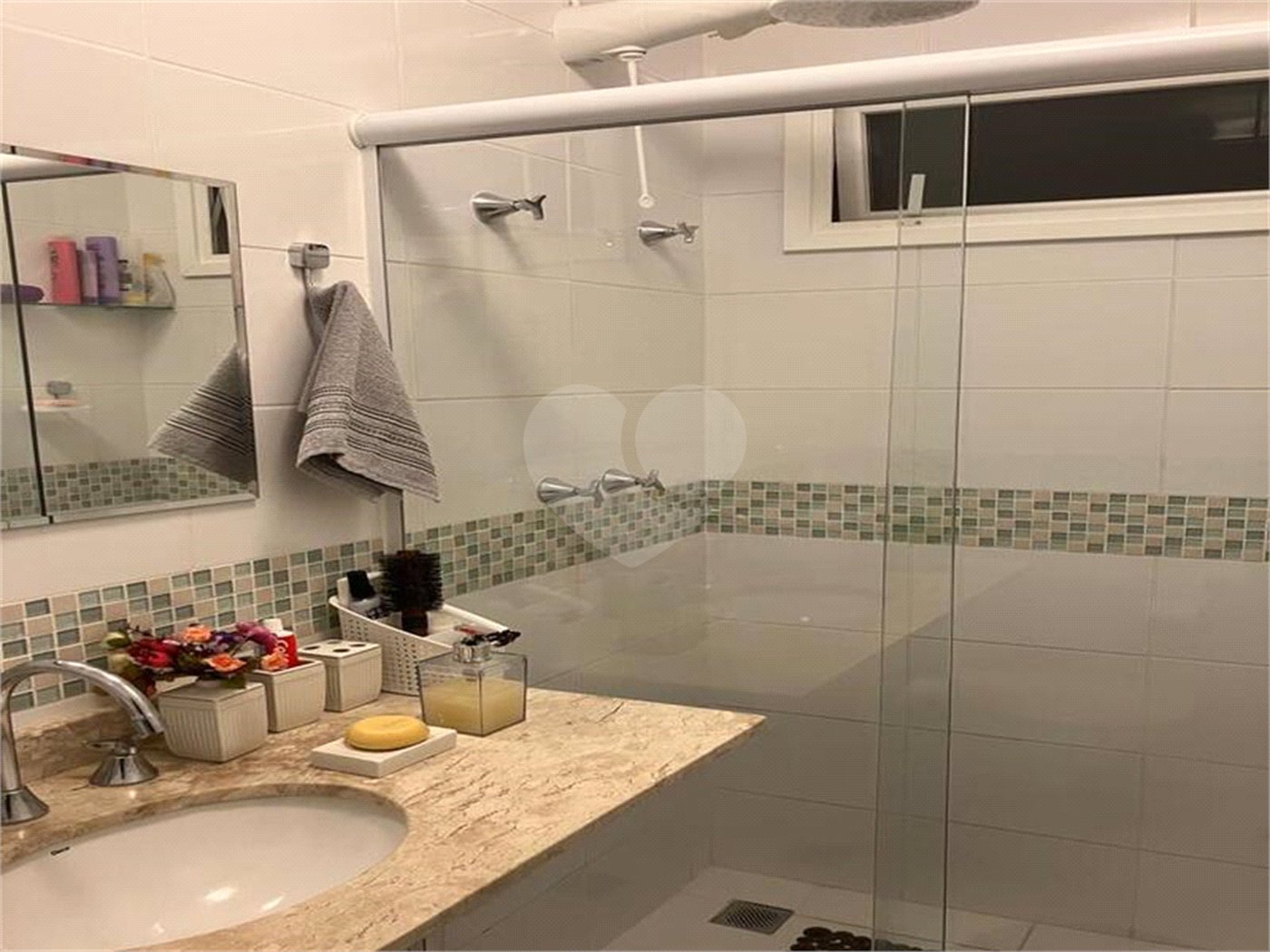 Casa à venda com 3 suítes no condomínio Maison Blanche, Indaiatuba - SP