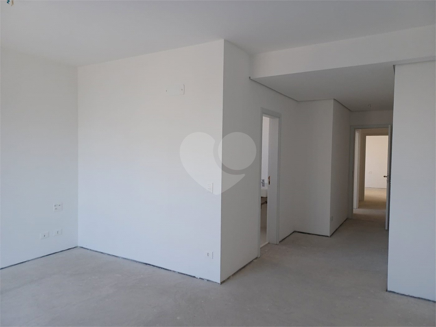 Apartamento à venda com 4 suítes em Real Parque, São Paulo, SP
