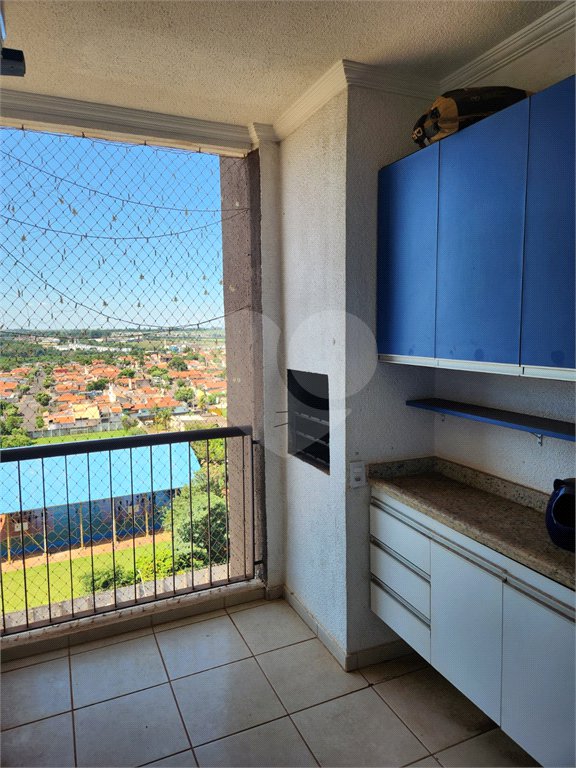 Apartamento à venda com 3 quartos, sendo 1 suíte, em Jardim dos Manacás, Araraquara, SP