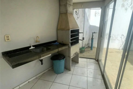 Casa para alugar com 3 quartos, sendo 1 suíte, em Setor Industrial, Balsas, MA