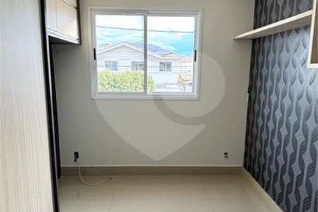 Casa à venda com 3 quartos, sendo 1 suíte, no condomínio Solar das Torres, Cuiabá - MT