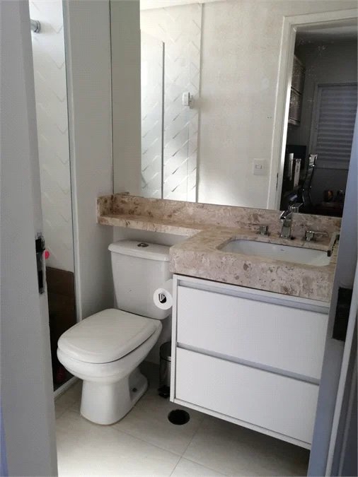 Apartamento à venda com 3 suítes em Vila Ipojuca, São Paulo, SP