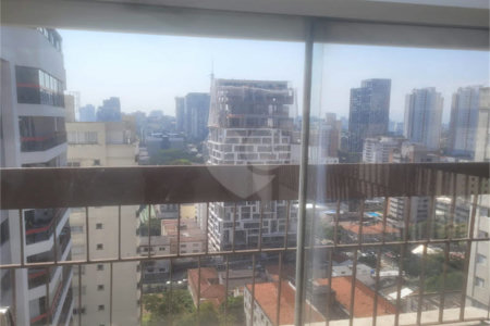 Duplex à venda com 2 suítes em Pinheiros, São Paulo, SP