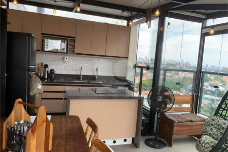 Cobertura à venda com 3 quartos, sendo 2 suítes,  em Mirandópolis, São Paulo, SP