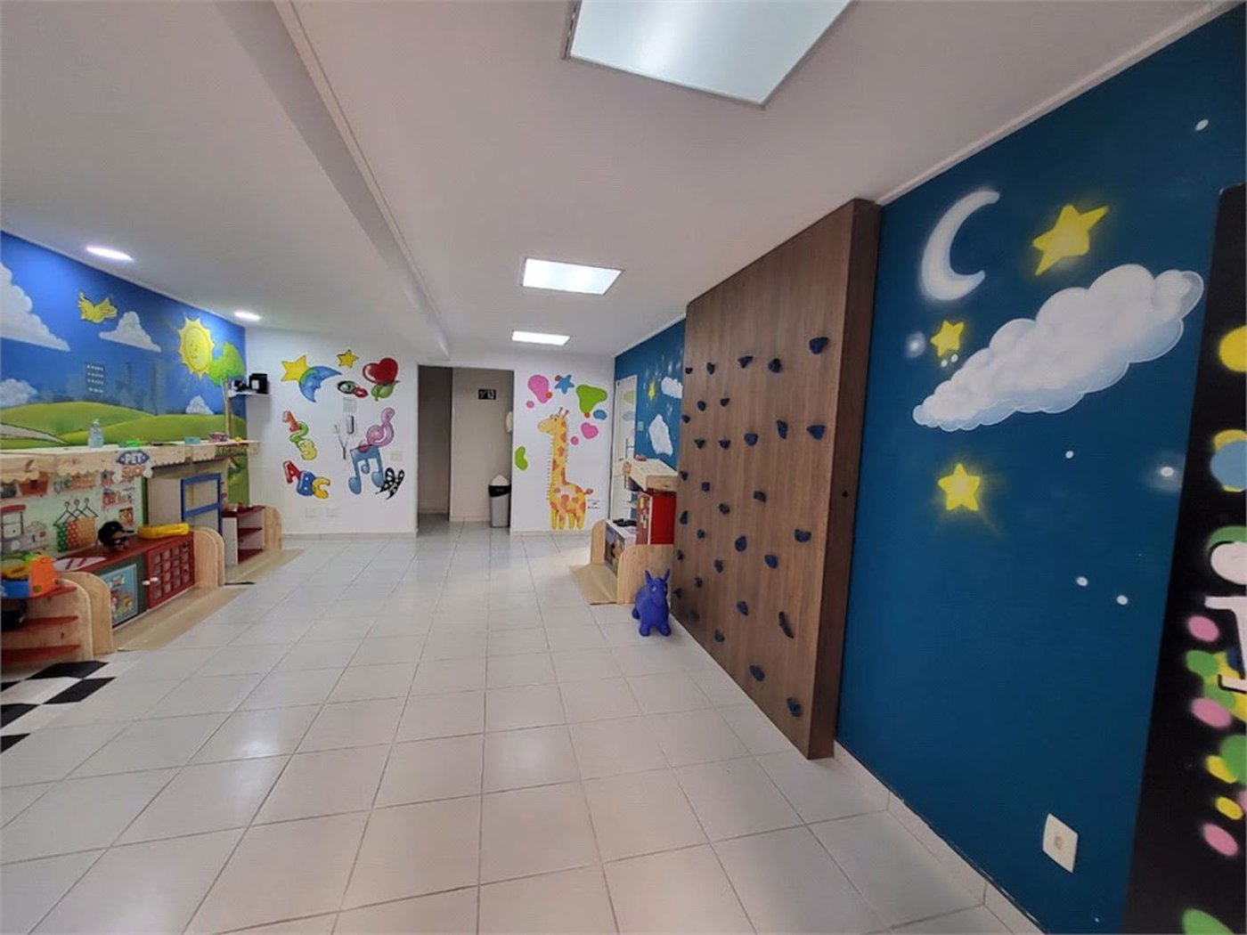 Apartamento Residencial à venda, Gonzaga, Santos - AP0120.