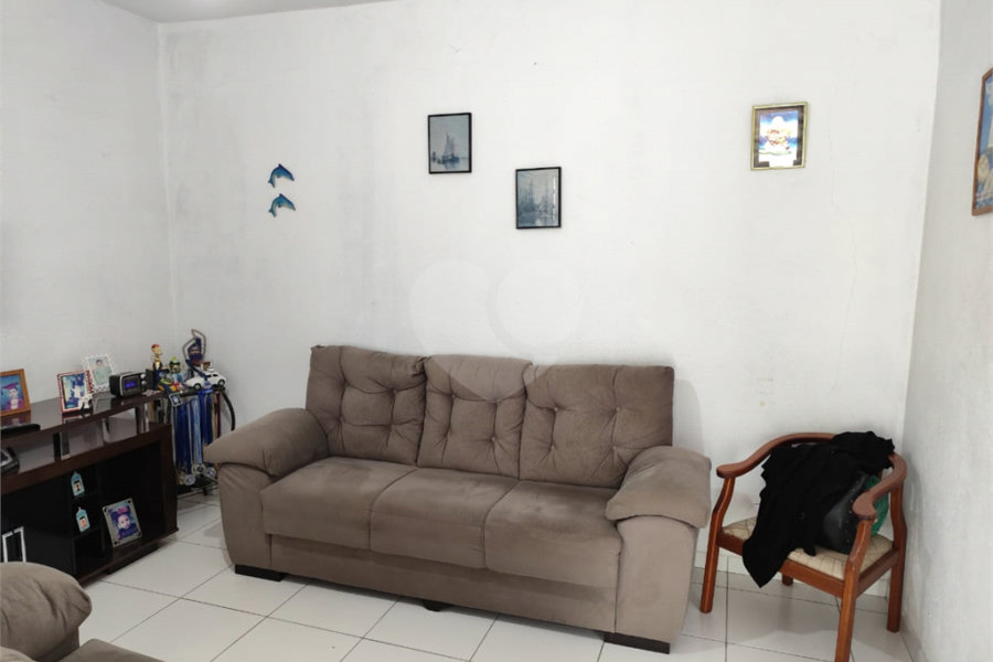 Casa Térrea à venda com 2 quartos em Parque Peruche, São Paulo, SP