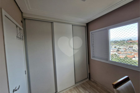 Apartamento à venda com 3 quartos, sendo 1 suíte,  em Vila Suissa, Mogi das Cruzes, SP