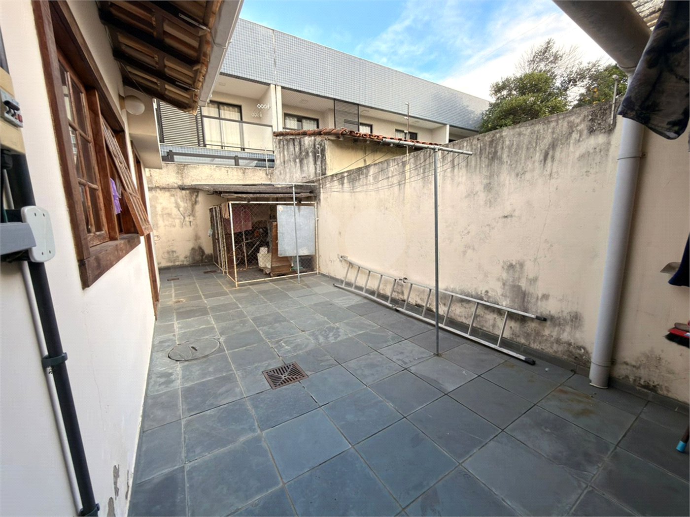 Casa à venda com 3 suítes em Portinho, Cabo Frio, RJ