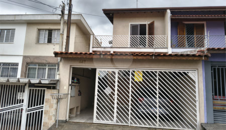 Sobrado à venda com 3 quartos, sendo 1 suíte, em Tremembé, São Paulo, SP